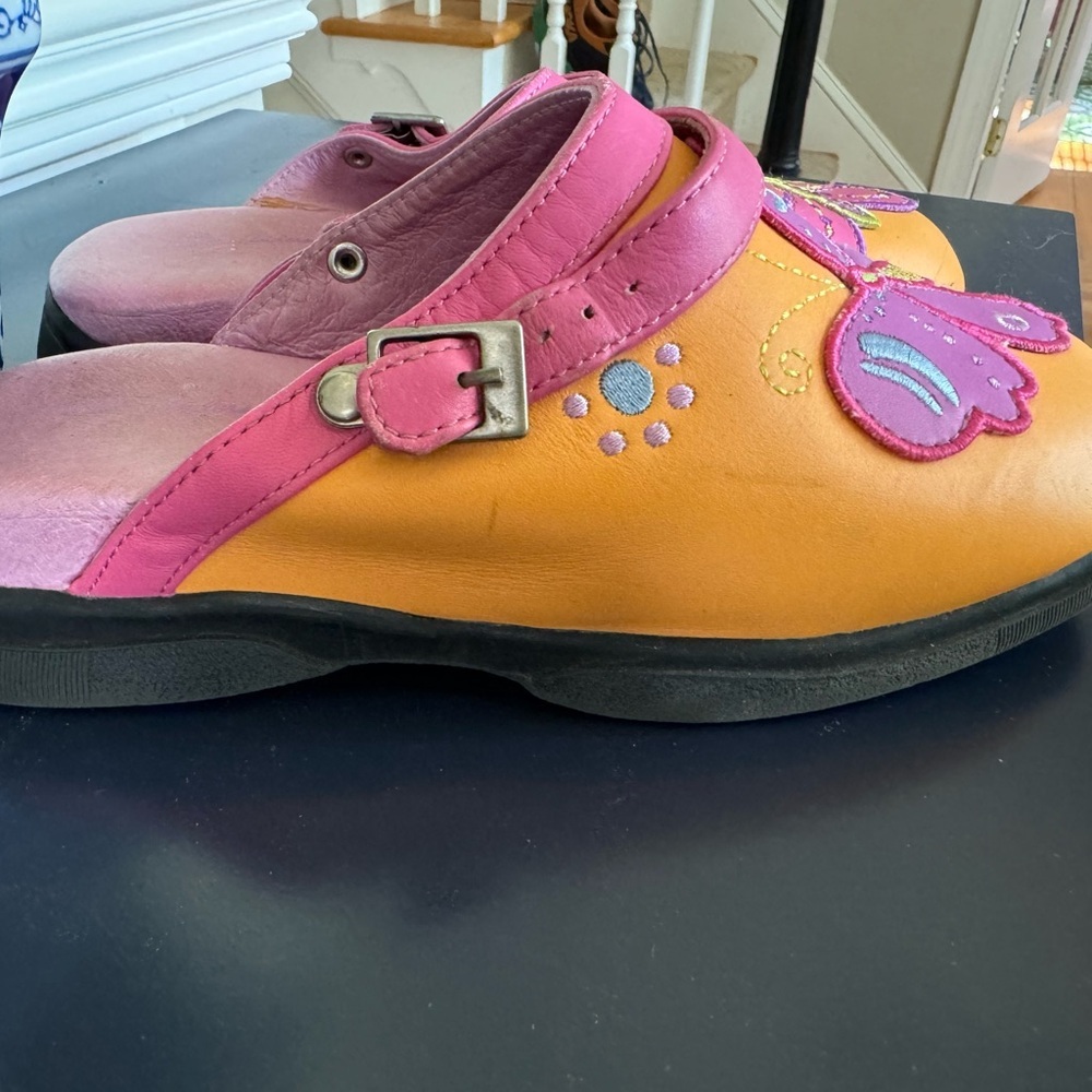 HANNA ANDERSSON colorful butterfly leather girl’s clogs-European size 36 - Picture 5 of 8